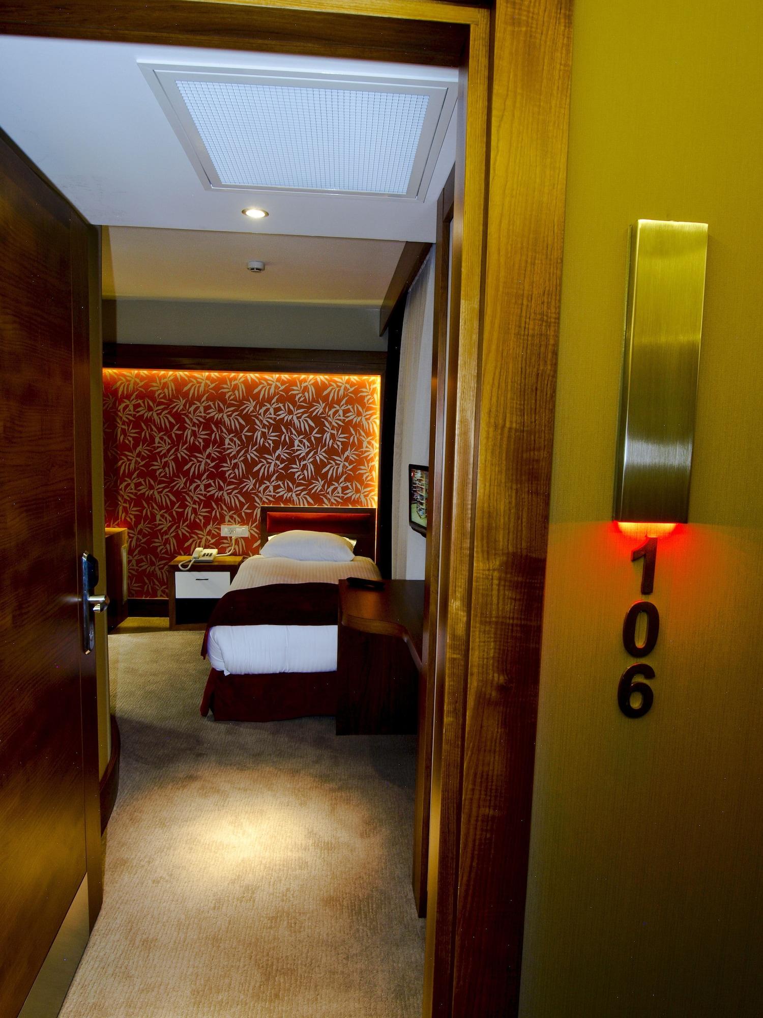 Bella Hotel Istanbul Exterior foto